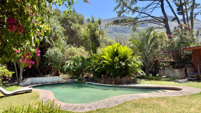 9 Bedroom Property for Sale in Hout Bay Western Cape